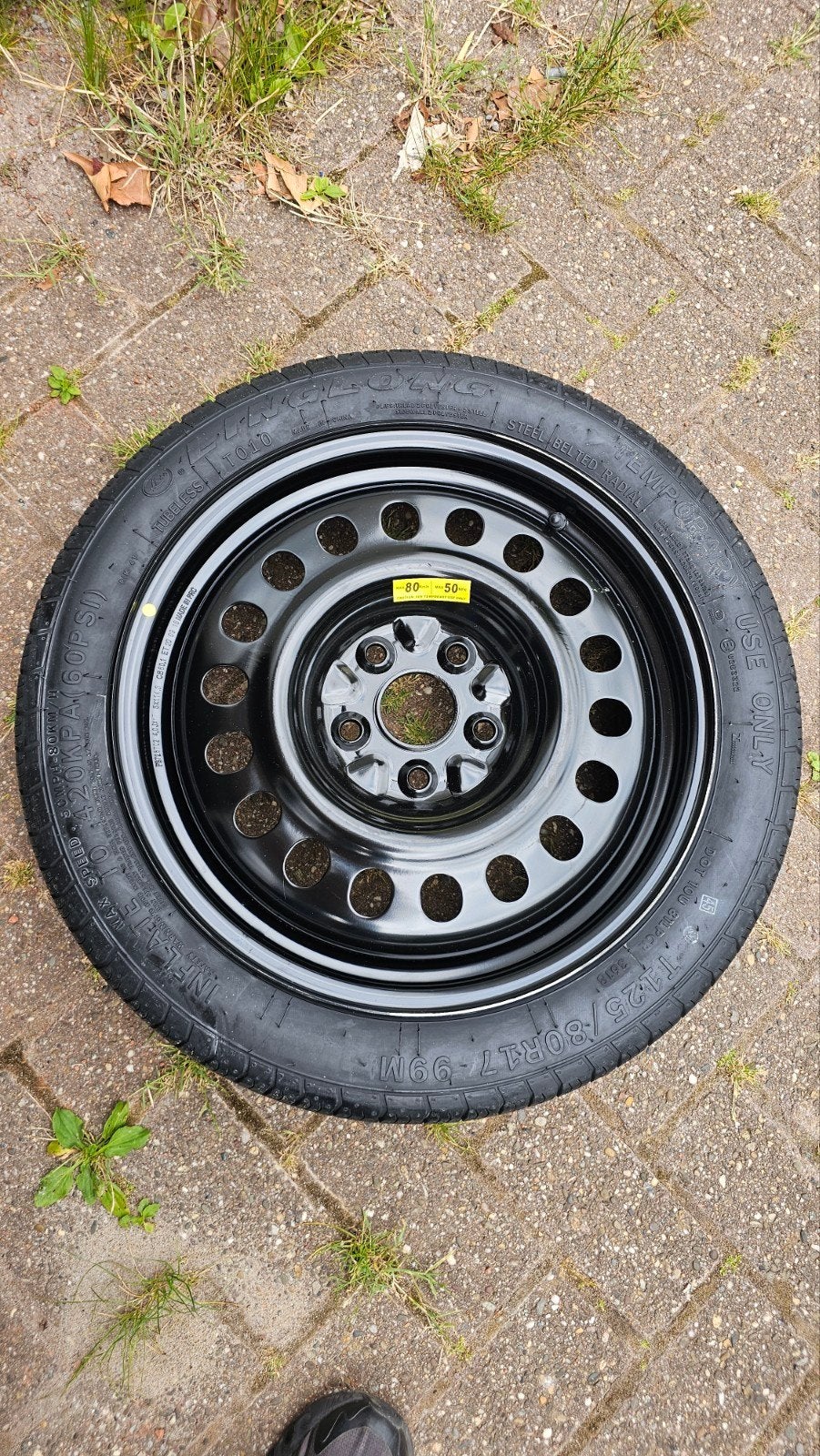 Nieuw thuiskomer reservewiel T125/80R17 99M, Ophalen, Nieuw
