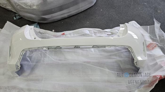 Achterbumper van een Toyota Yaris (040), -, -, Nieuw, Ophalen of Verzenden
