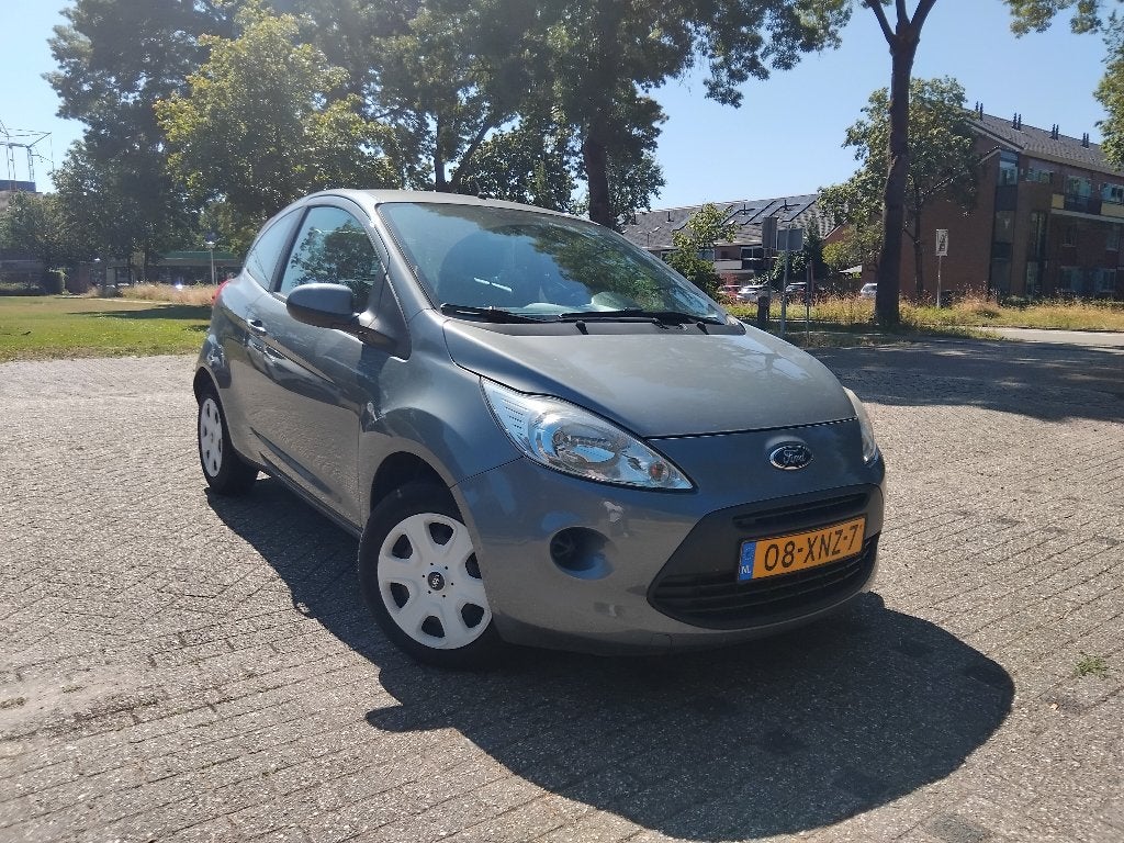 Ford Ka 1.2 69pk 2012 Grijs, Auto's, Voorwielaandrijving, Euro 5, Stof, 1242 cc