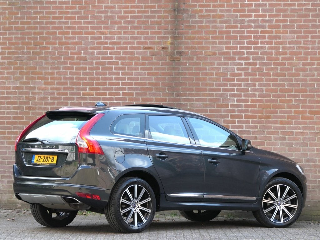Volvo XC60 2.0 T5 FWD Summum / Panoramadak / Afneembare trek, Gebruikt, 4 cilinders, 1969 cc, Bedrijf