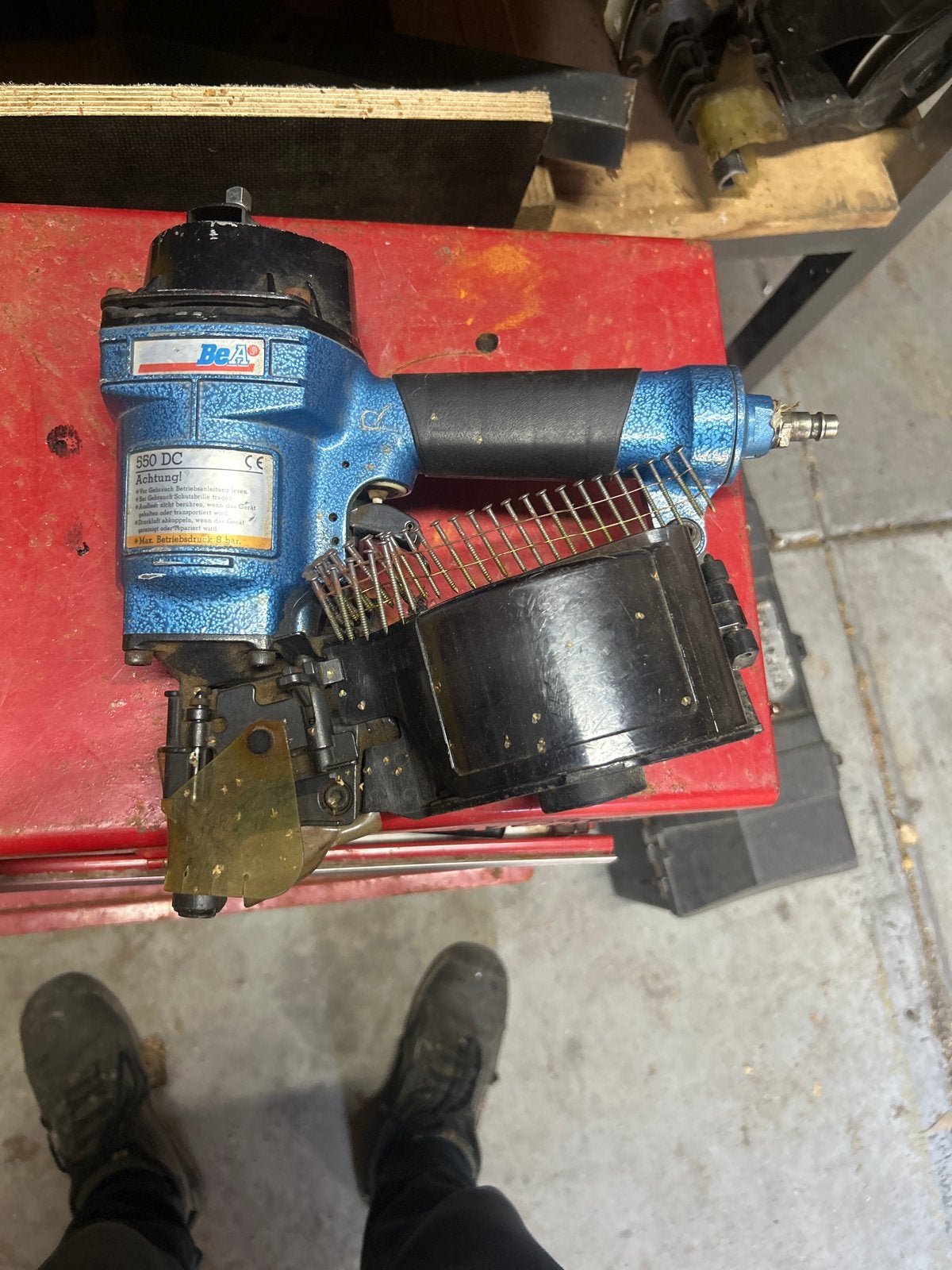 Gebruikte spijkertacker BeA 550 DC - werking onbekend, Ophalen of Verzenden, Gebruikt, Tacker/nietmachine, Overige merken
