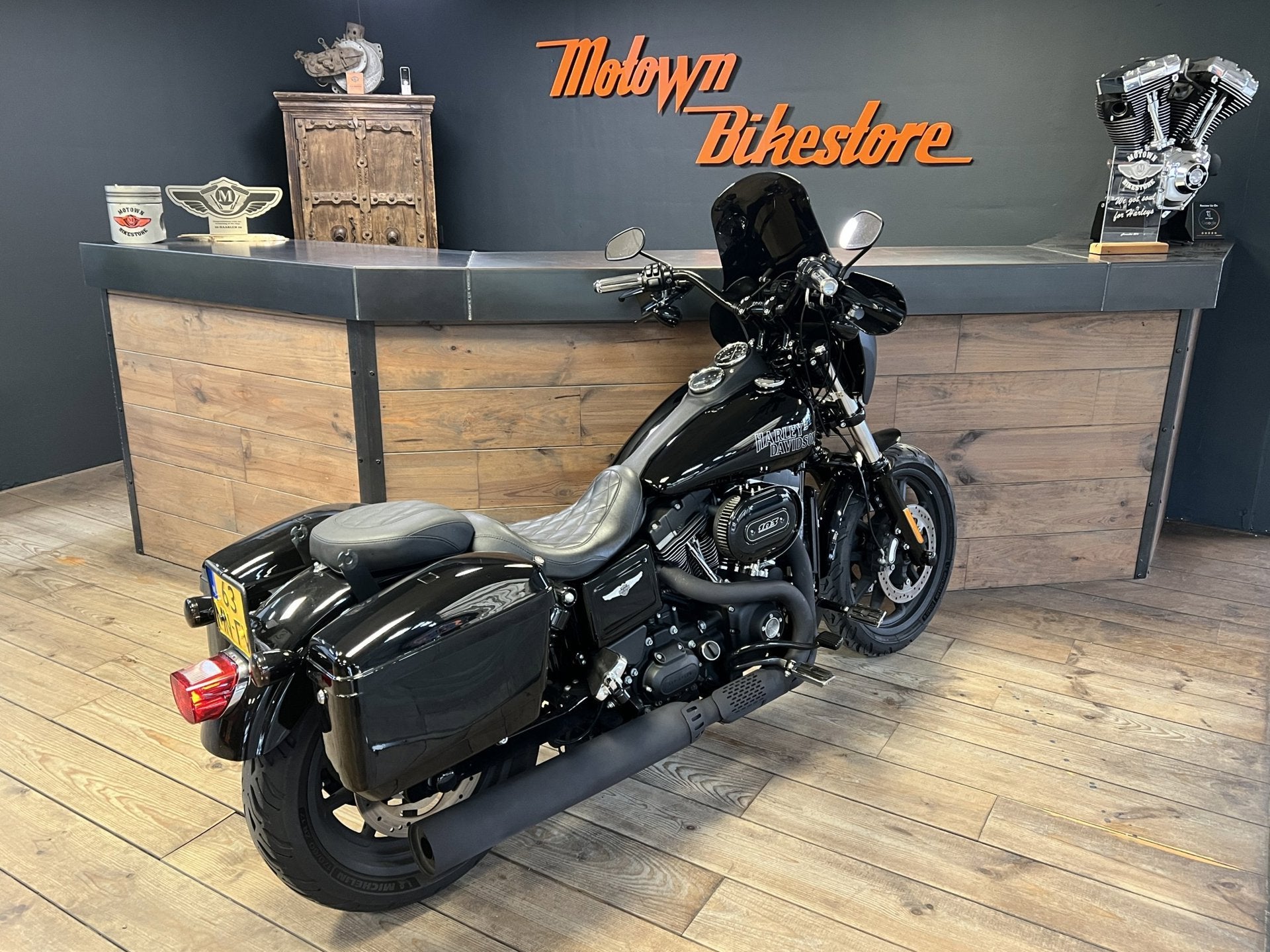 Harley Davidson FXDL 103Ci Dyna Low Rider Club Style Black E, Motoren, 1690 cc, Meer dan 35 kW, Overig, Gebruikt