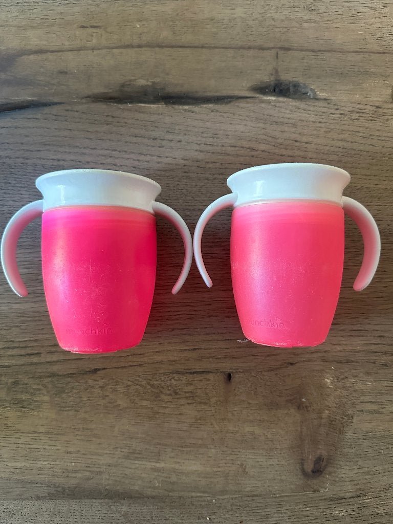 2 stuks Munchkin 360 drinkbekers roze 200ml, Ophalen of Verzenden, Gebruikt