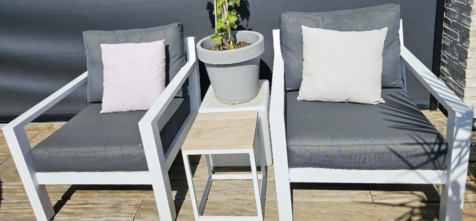 LIFE loungeset: set met 2x relaxstoelen en 3x bijzettafels, Gebruikt, Bijzettafel, Aluminium, Loungeset