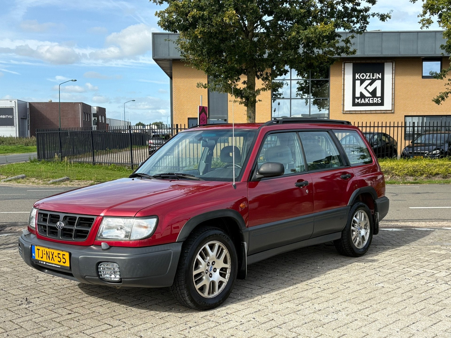 Subaru Forester 2.0 AWD | AIRCO | VOLLEDIG ONDERHOUDEN | NIE, Auto's, Euro 2, Stof, 4 cilinders, 122 pk