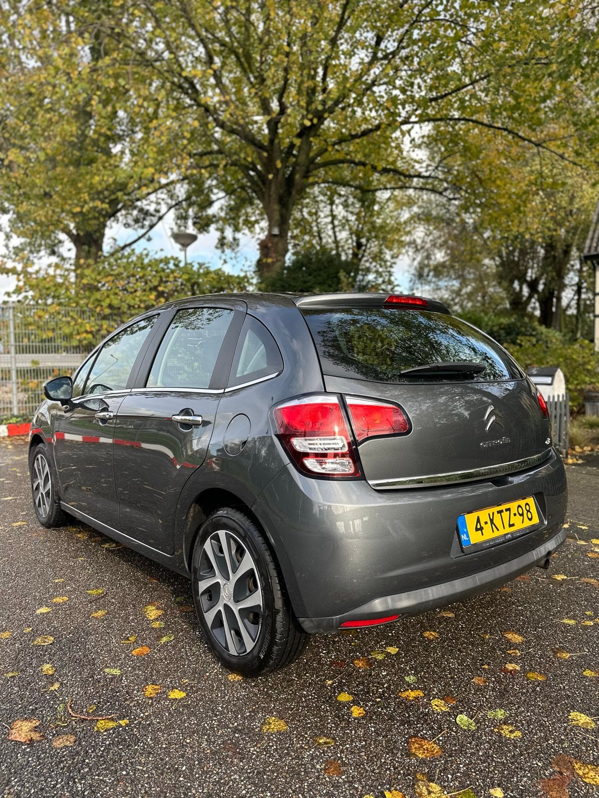 Citroën C3 1.0 I 50KW 2013 Grijs, Auto's, Voorwielaandrijving, 450 kg, 31 €/maand, 948 kg