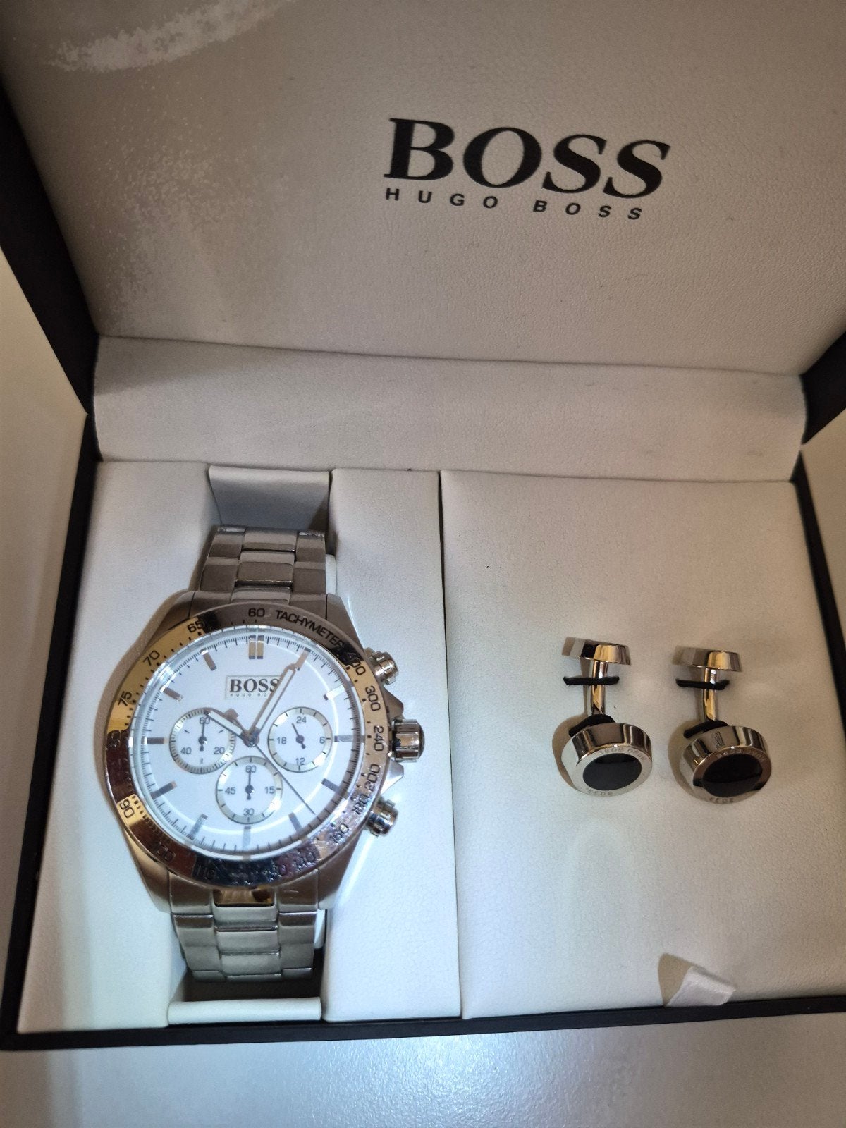 Hugo Boss horloge met manchetknopen - Zo goed als nieuw, Ophalen of Verzenden, Zo goed als nieuw, Staal, Overige merken