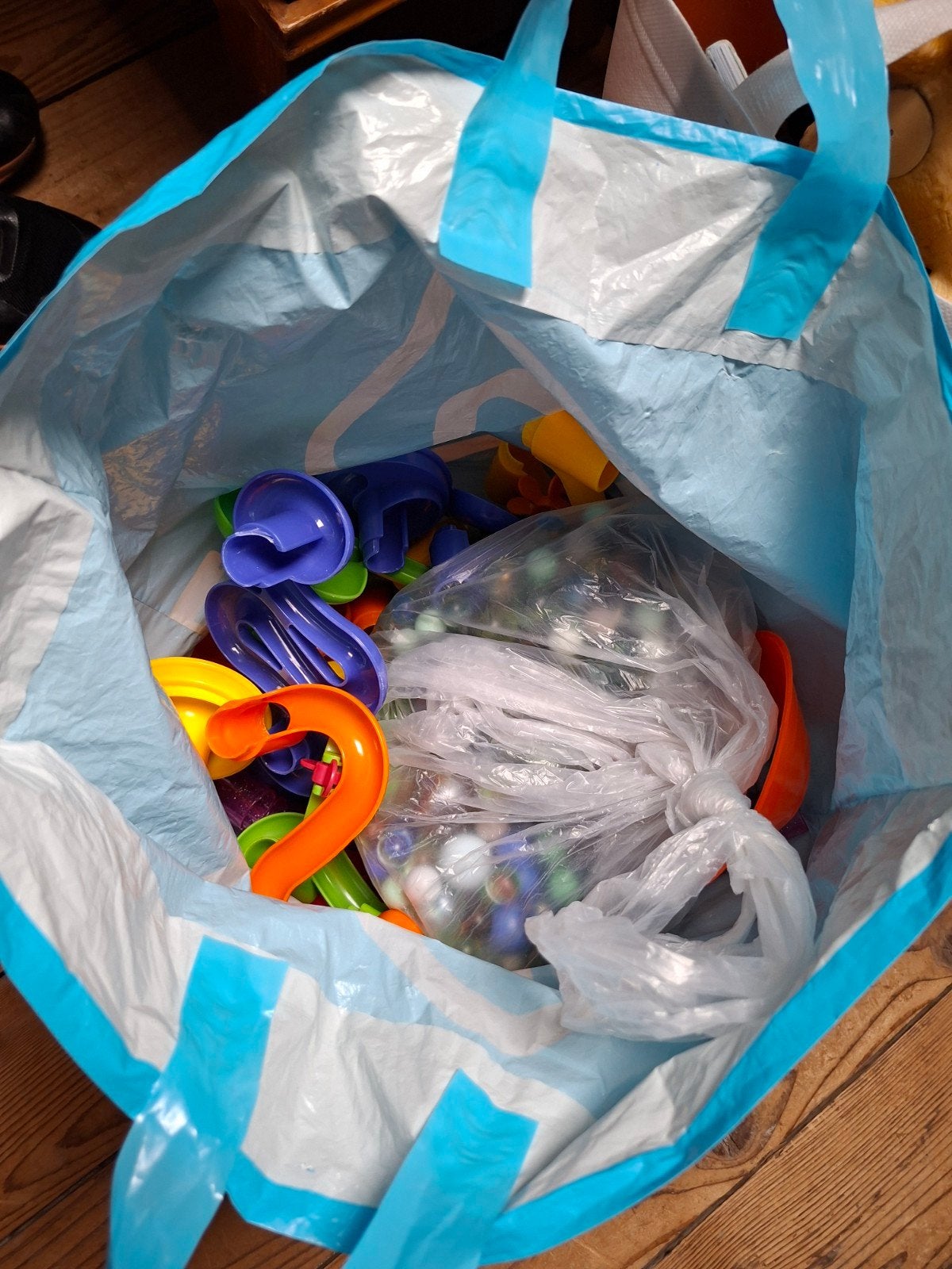 Grote knikkerbaan onderdelen en knikkers, Ophalen, Gebruikt, Jongen of Meisje