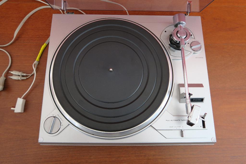 Philips platenspeler F 7114 synchro drive, Ophalen, Philips, Gebruikt, Automatisch