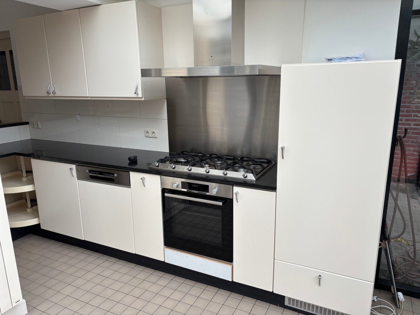 Keuken, Ophalen, Gebruikt, Hoekkeuken, Graniet of Steen