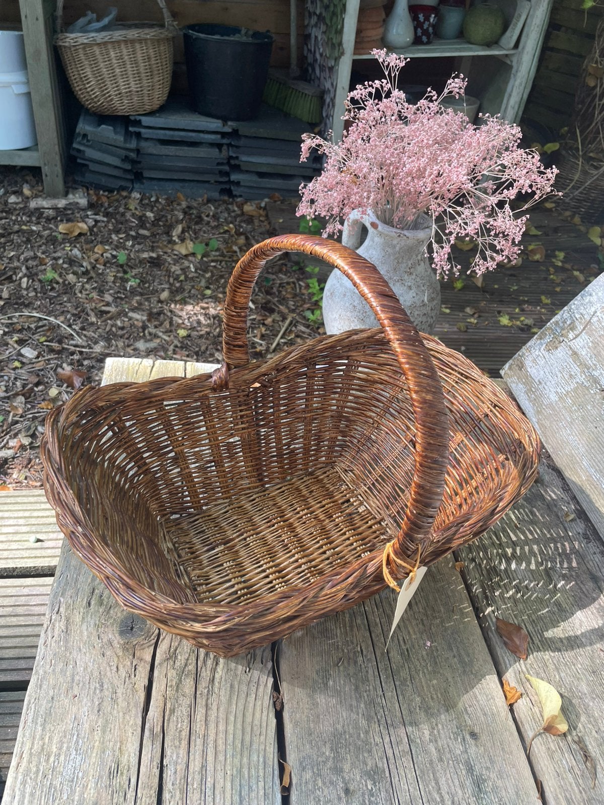 Leuke brocante rieten mand, Antiek en Kunst, Curiosa en Brocante, Verzenden