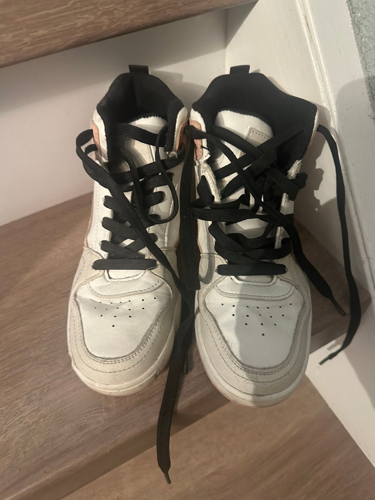 Leuke sneakers, maat 32/32, goed voor een 2e ronde, Ophalen, Gedragen, Sneakers of Gympen