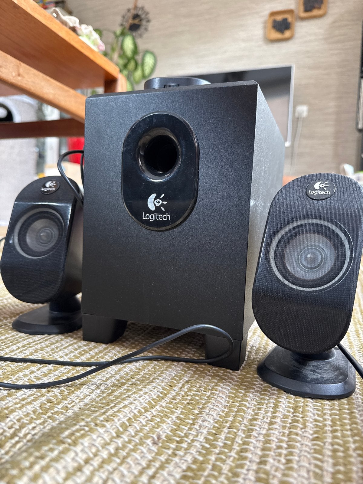 Logitech X-210 2.1 PC speakers met Subwoofer, Ophalen of Verzenden, Gebruikt, Audiokanaal 2.1