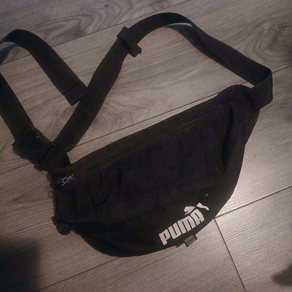 Puma heuptas / buiktas zwart, Ophalen, Zo goed als nieuw, Zwart, Overige merken