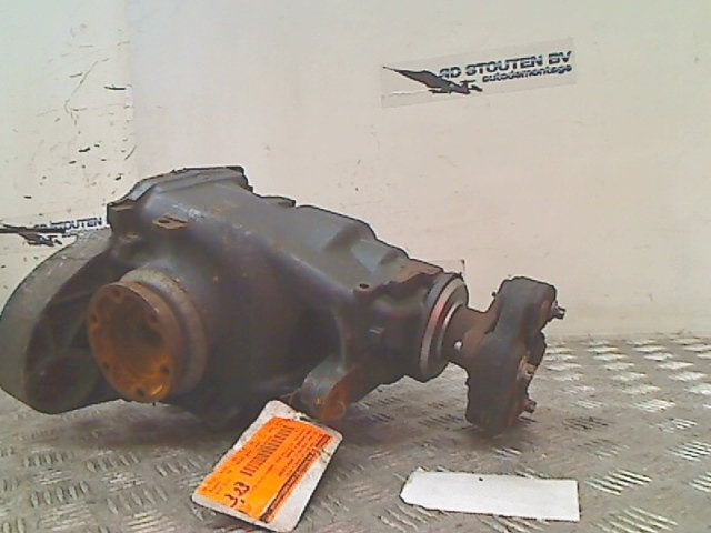 Cardan Achter BMW X1 (E84) (2009-12/2015-06) E27091, Gebruikt, Petuelring 130, München 80809, , Duitsland, BMW, Bayerische Motoren Werke AG