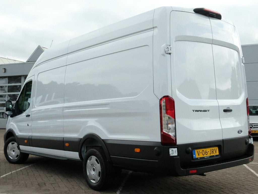 Ford Transit 350 2.0 TDCI L4H3 Trend RWD, Auto's, Bestelauto's, Euro 6, 4 cilinders, 2500 kg, Wit