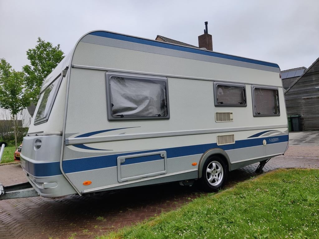 Fendt Saphir 470 TFB uit 2004, Caravans en Kamperen, Caravans, Rondzit, Particulier, Koelkast, Tot en met 4