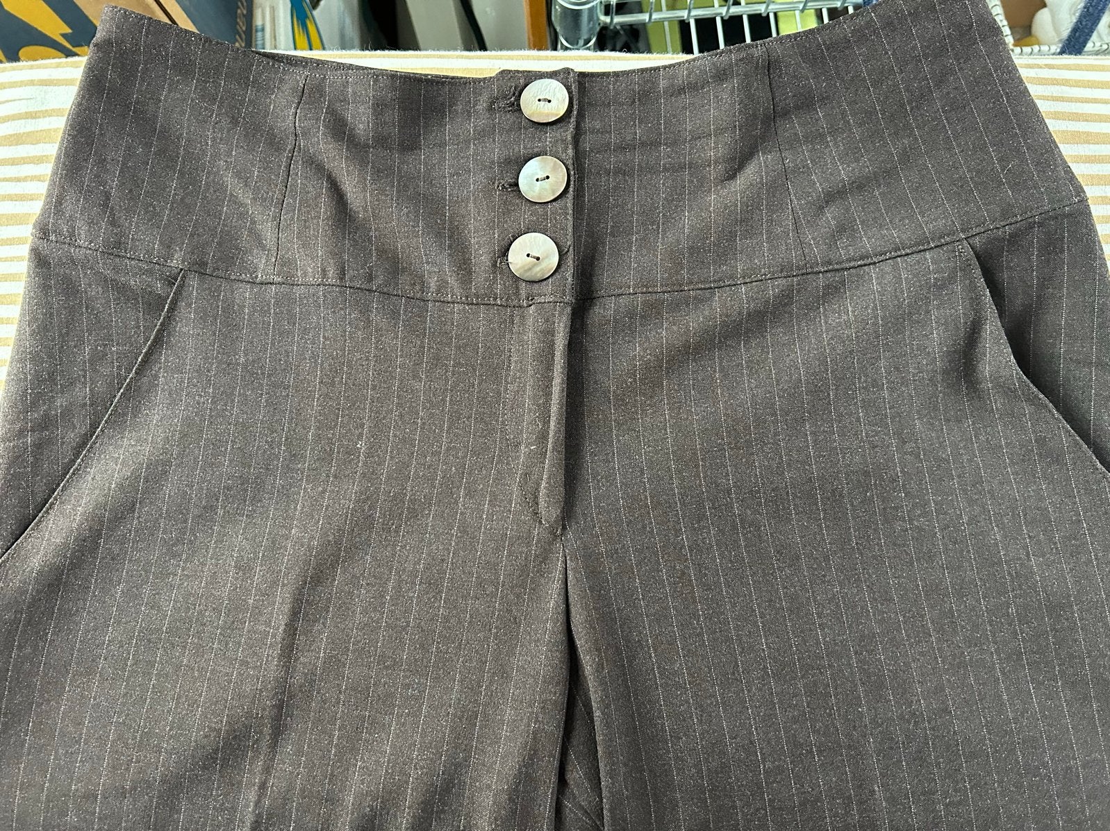 Bruine krijtstreep wijde pijp pantalon hoge taille, Maat 38/40 (M), Bruin, Ophalen of Verzenden, Zo goed als nieuw