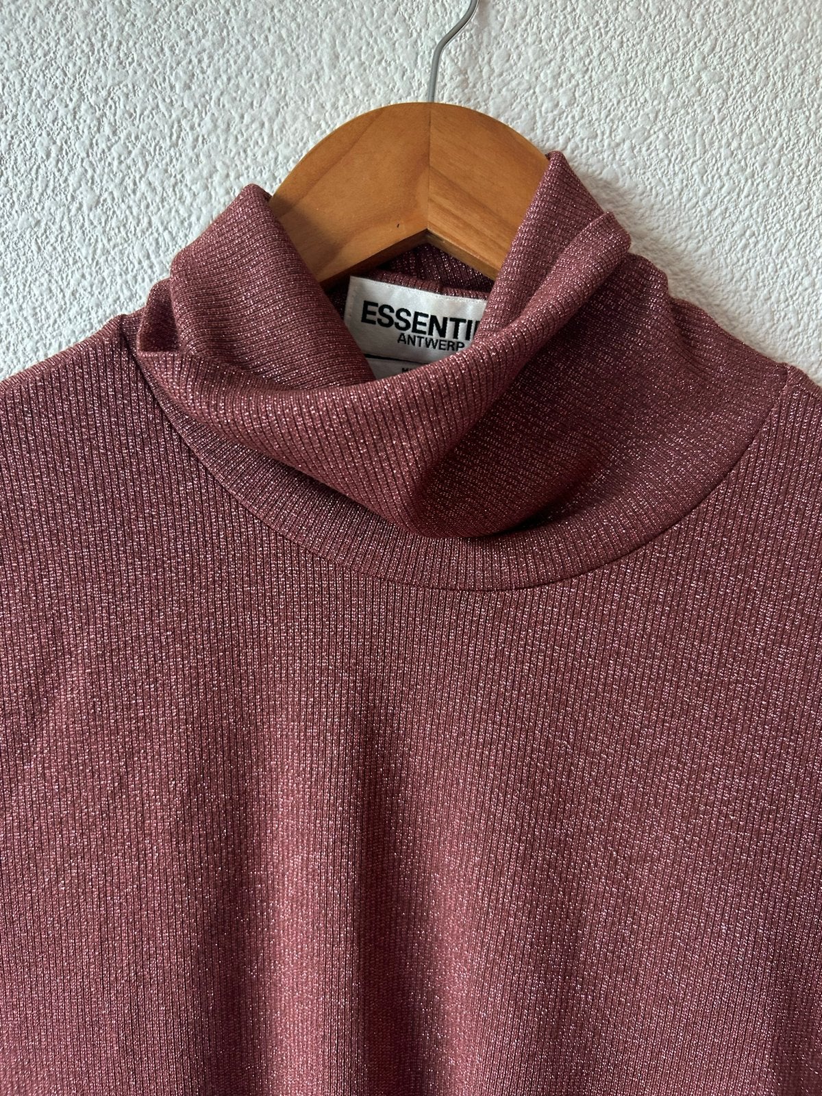 Essentiel Antwerp coltrui maat M, Kleding | Dames, Ophalen of Verzenden, Zo goed als nieuw, Maat 38/40 (M), Rood