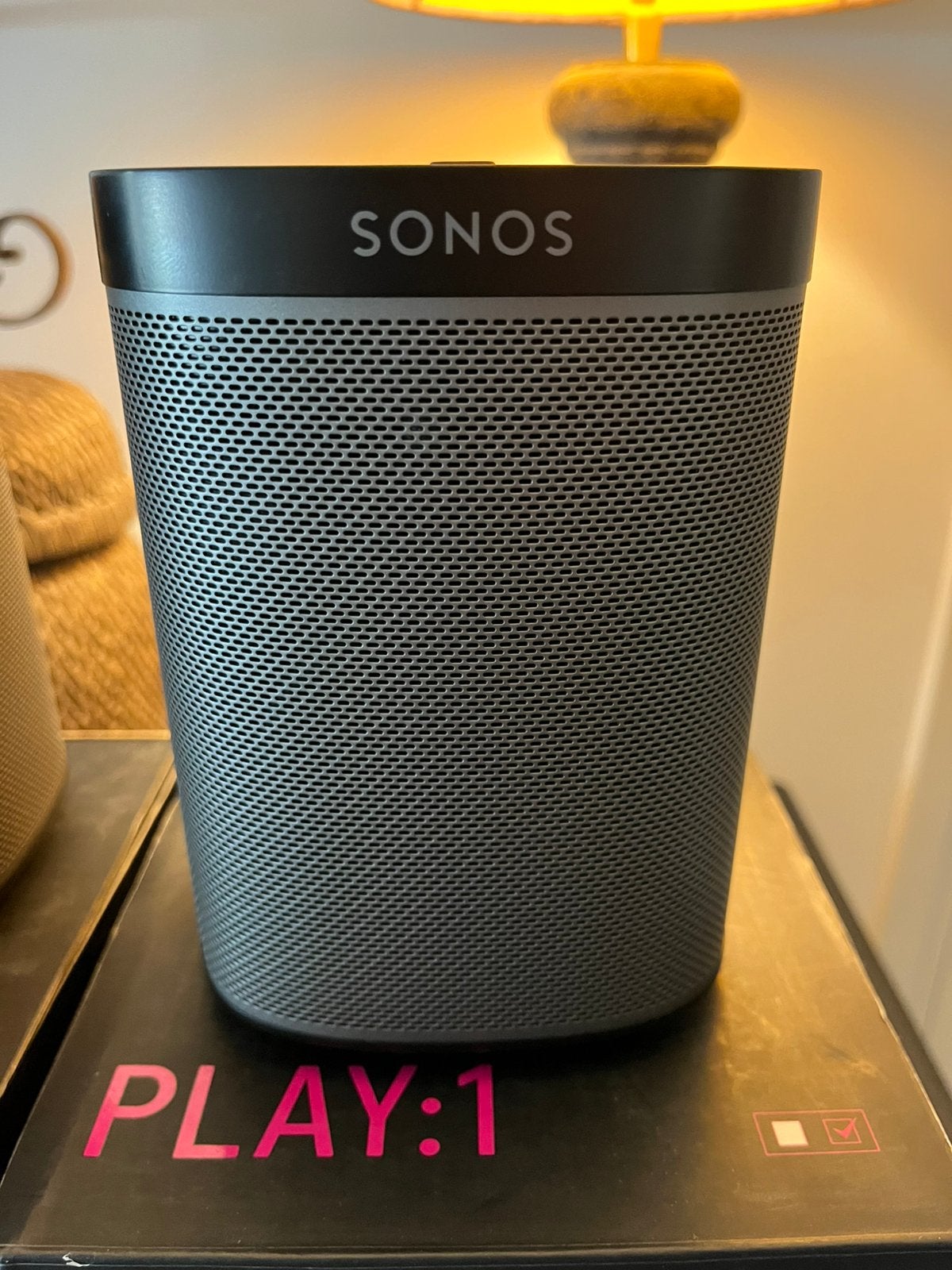 Sonos Play 1 & doos.   VASTE PRIJS
