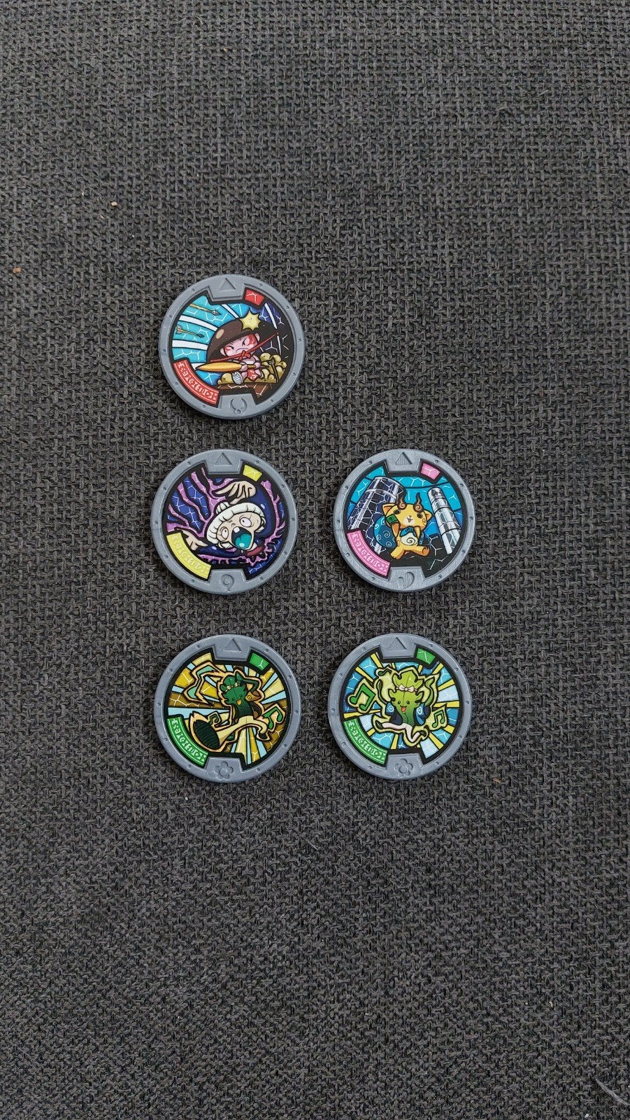 5 Yo-Kai watch munten, Ophalen of Verzenden, Overige figuren, Zo goed als nieuw, Overige typen
