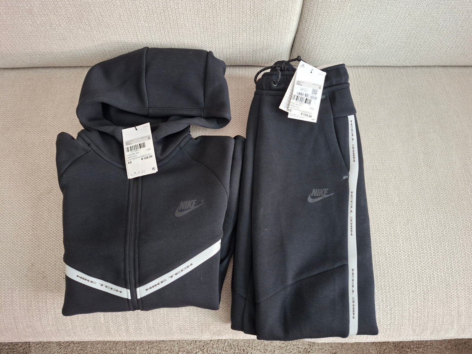 Nike Tech Fleece Trainingspak Zwart Maat XS Nieuw, Zwart, Nike, Nieuw, Ophalen of Verzenden