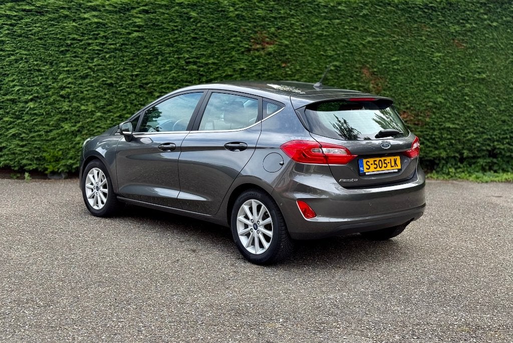 Ford Fiësta 1.1 85pk 5dr 2017 Titanium Camera AppleCarplay, Auto's, Ford, Stof, 40 €/maand, Euro 6, Bedrijf
