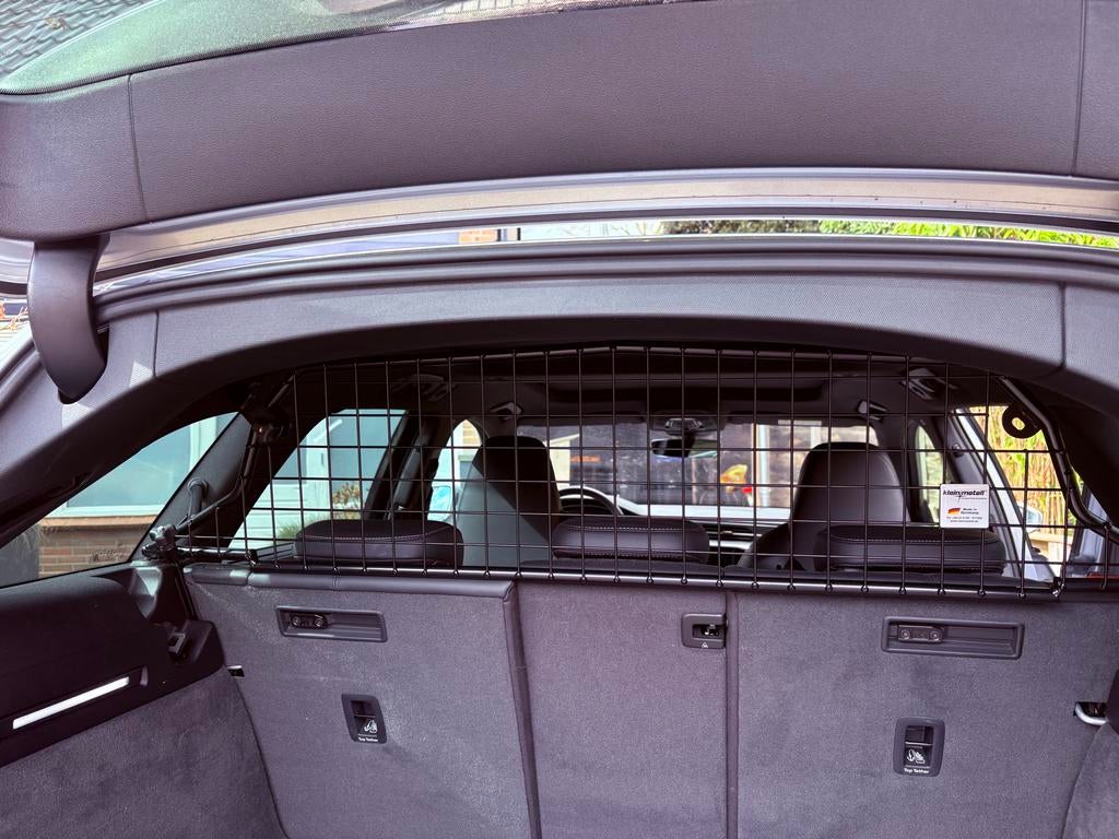 Hondenrek metaal voor Audi A6 avant (2019), Ophalen, Gebruikt