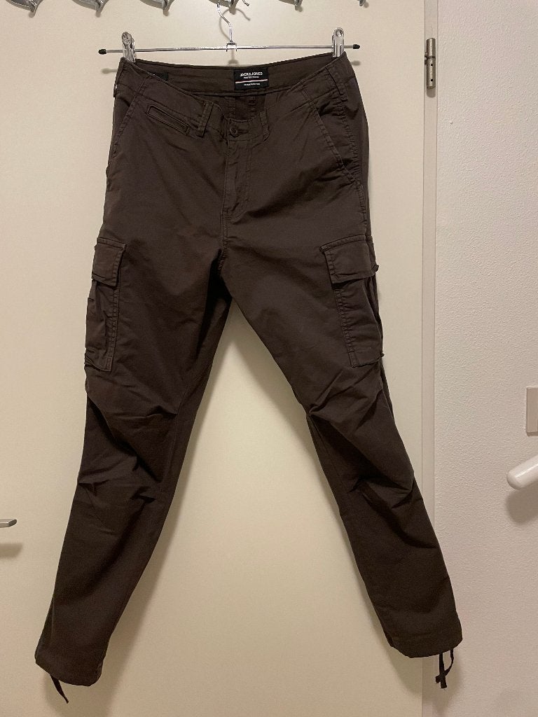 Cargobroek Jack & Jones maat 29 30 bruin, Kleding | Heren, Broeken en Pantalons, Bruin, Ophalen of Verzenden, Zo goed als nieuw