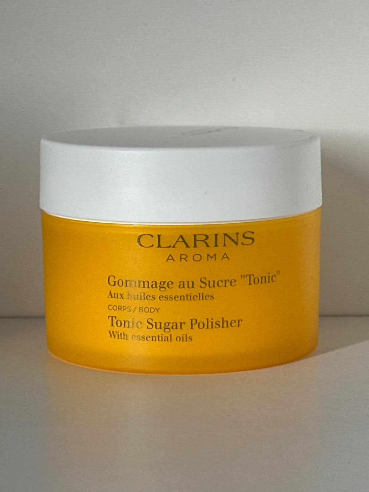 Clarins Tonic Sugar Polisher with Essential Oils 250 Gram, Ophalen of Verzenden, Nieuw