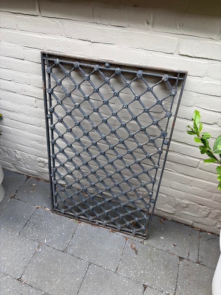 Brocante Zwart IJzeren Landelijk Rek / Rooster, Antiek en Kunst, Ophalen