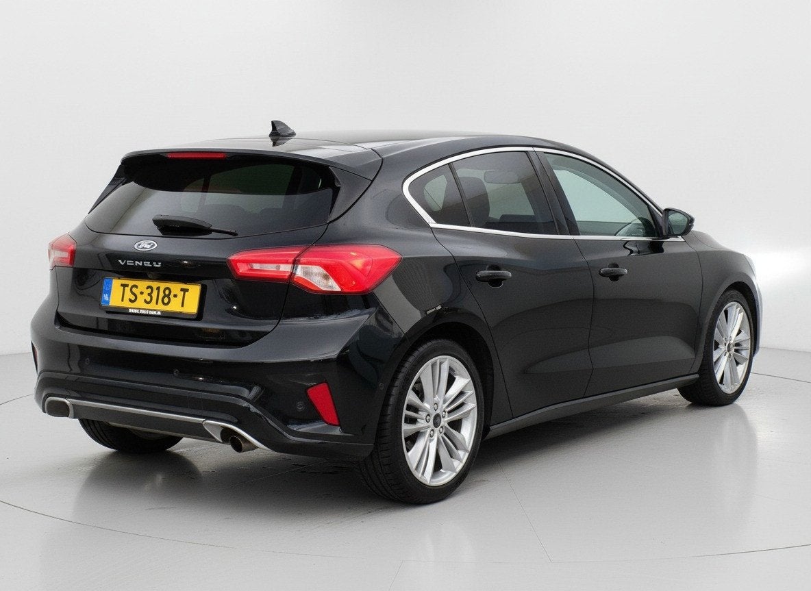Ford Focus 1.0 EcoBoost Vignale Full options!, Auto's, Ford, 125 pk, Gebruikt, Euro 6, Zwart