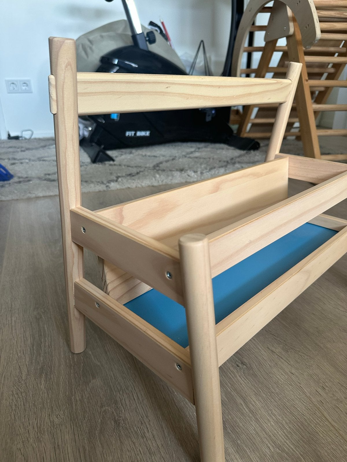 Houten kinderboekenrekje Ikea Flisat, Ophalen, Zo goed als nieuw, Kast