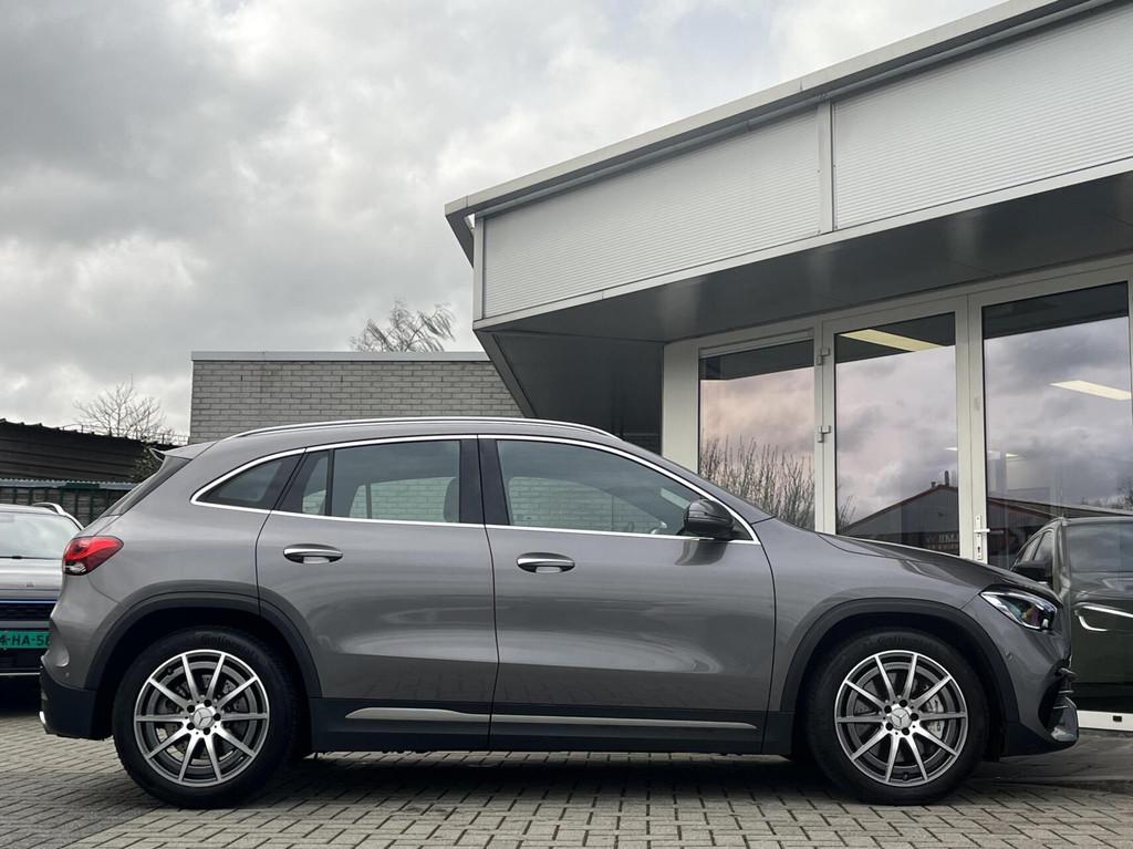 Mercedes GLA AMG 35 4MATIC 306PK PANO+ACC+BURMESTER+HUD, Automaat, 4 cilinders, Automatische klimaatregeling, Bedrijf