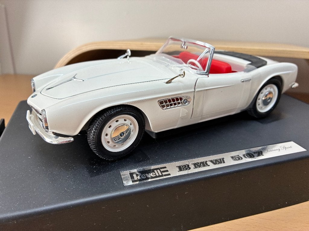 BMW 507 Touring Sport Cabrio  wit  1/18 Revell, Ophalen of Verzenden, Nieuw, Auto, Revell