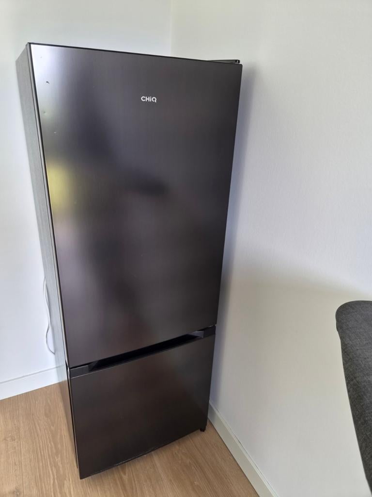 CHiQ Koel-vriescombinatie (205L), kleur Dark Inox, Ophalen, 200 liter of meer, Met aparte vriezer, 160 cm of meer