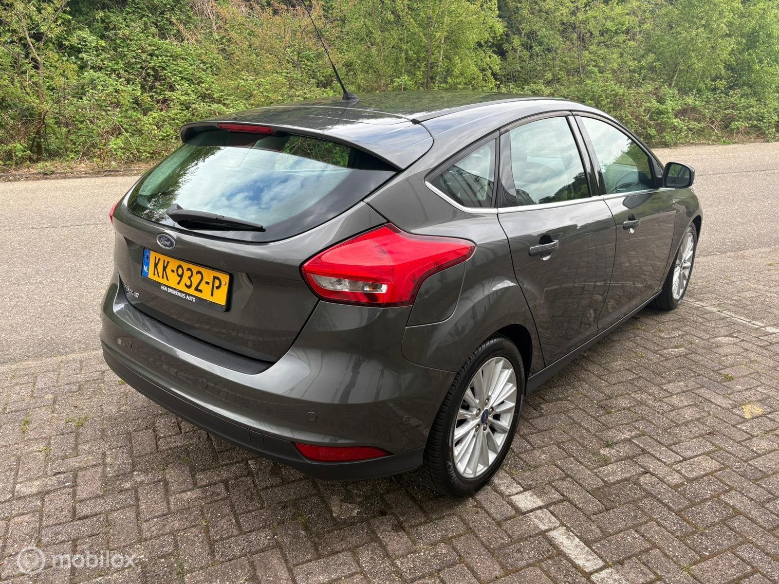 Foto 6 van Ford Focus 1.0 Titanium | Nieuwe Distributieriem
