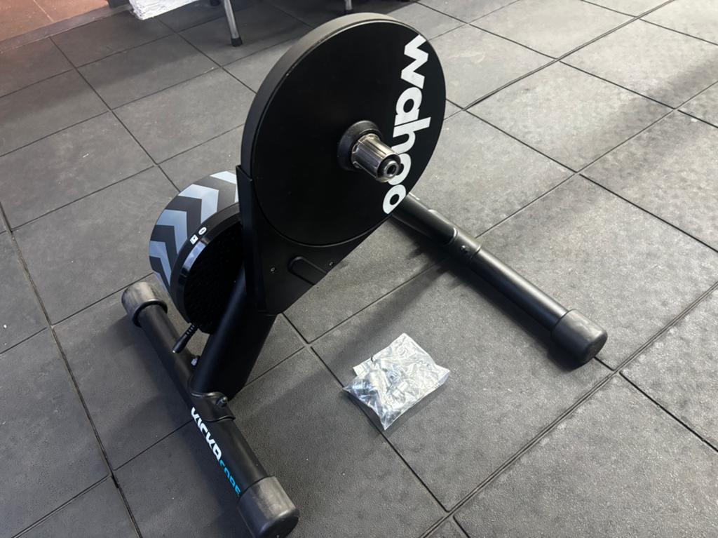 Wahoo Kickr Core HG Body compleet met bussen en lader, Wahoo, Overige typen, Ophalen of Verzenden, Zo goed als nieuw
