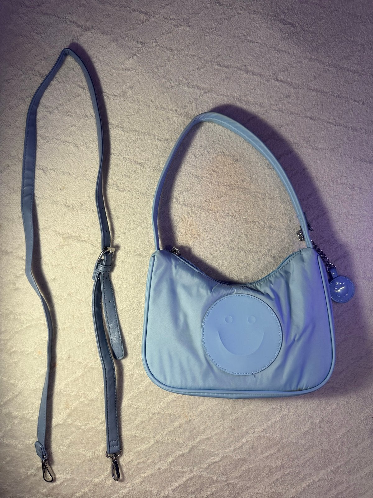 Lichtblauwe H&M schoudertas met smiley, Ophalen of Verzenden, Zo goed als nieuw, Blauw, Overige merken
