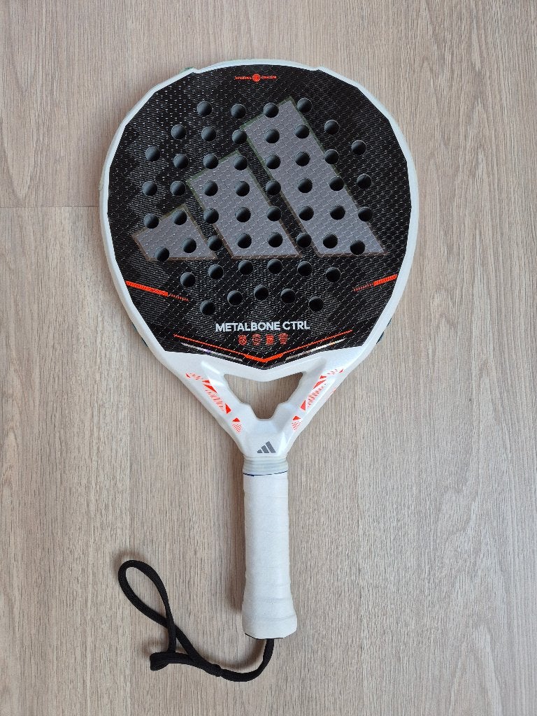 Adidas Metalbone CTRL 2026, Sport en Fitness, Padel, Ophalen of Verzenden, Gebruikt, Padelracket