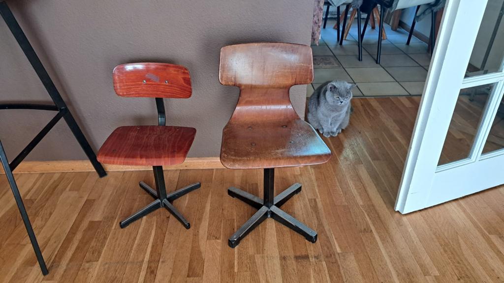 Retro vintage school stoeltjes. Stoel kinderstoel, Ophalen, Gebruikt, Overige typen