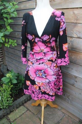 Jurk zwart/ roze Palme mt M/L winter vaste prijs, Kleding | Dames, Jurken, Zo goed als nieuw, Maat 38/40 (M), Zwart, Knielengte
