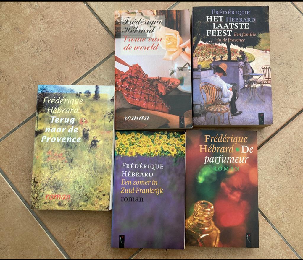 Frédérique Hébrard Boeken - Diverse Romans, Ophalen of Verzenden, Zo goed als nieuw, Europa overig