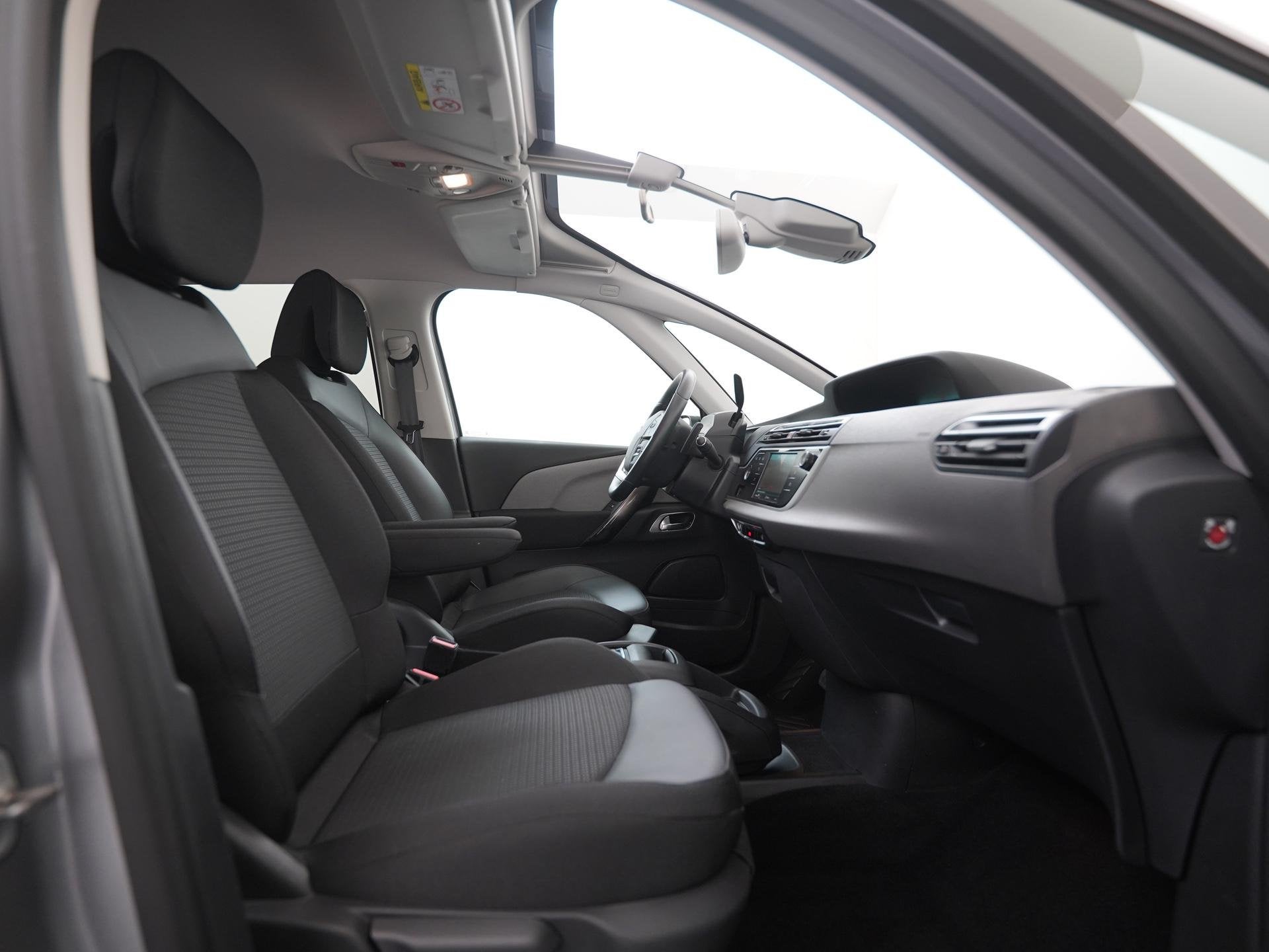 Citroen Grand C4 SpaceTourer 1.2 PureTech Shine Automaat | 7, 12 maanden, 15 km/l, Gebruikt, Euro 6