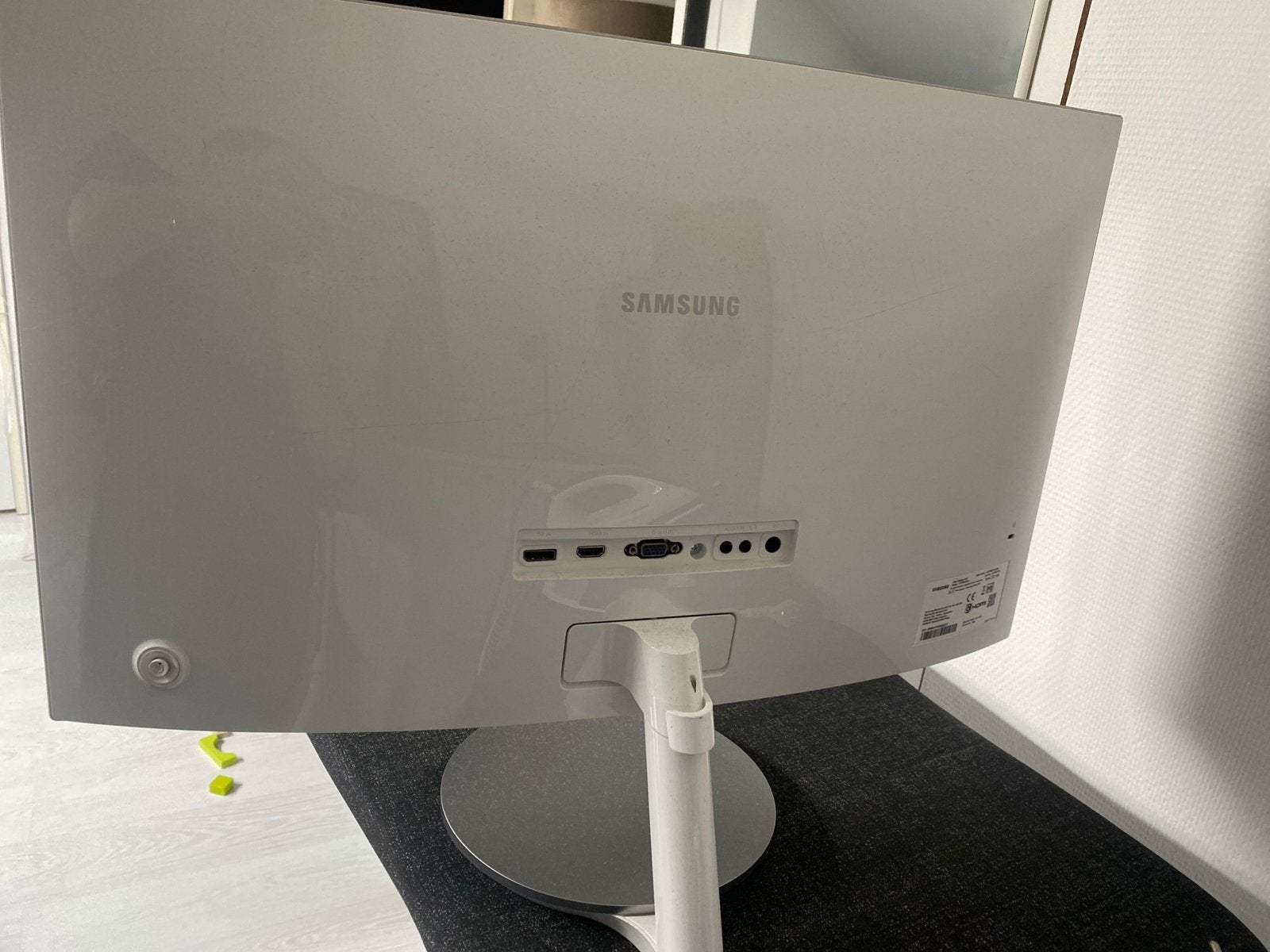 Samsung C27F591FD Curved Monitor - Full HD, 27 inch, 3 tot 5 ms, Curved, VA, Full HD