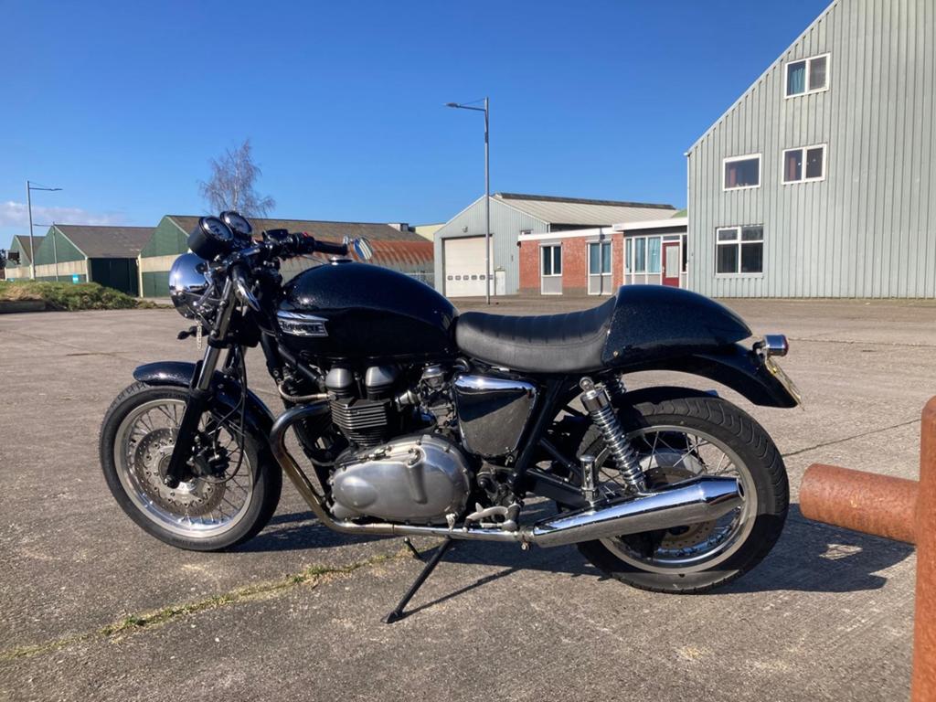 Triumph Thruxton, Motoren, 2 cilinders, Motorrijbewijs A, Gebruikt, 900 cc
