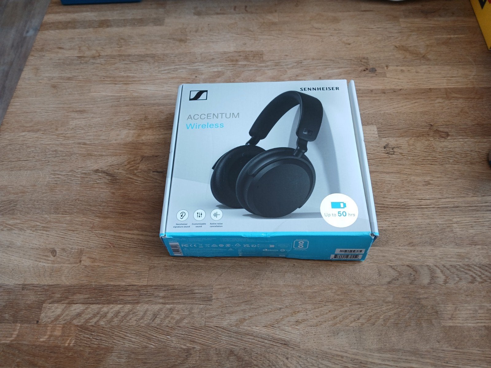 sennheiser accentum wireless