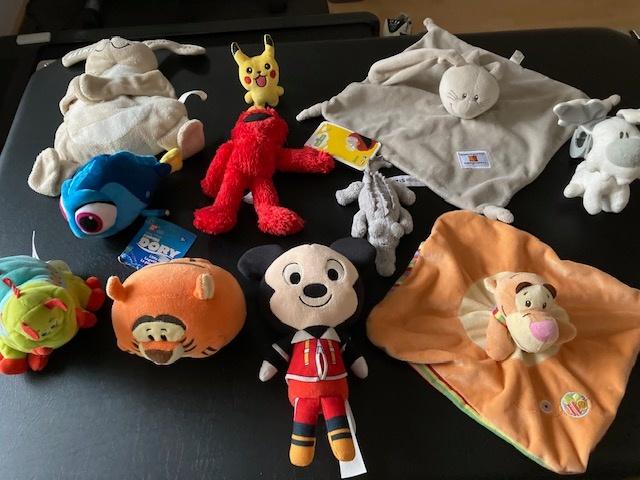 Disney knuffels en diverse andere knuffels, Verzamelen, Ophalen of Verzenden, Overige figuren, Zo goed als nieuw, Knuffel