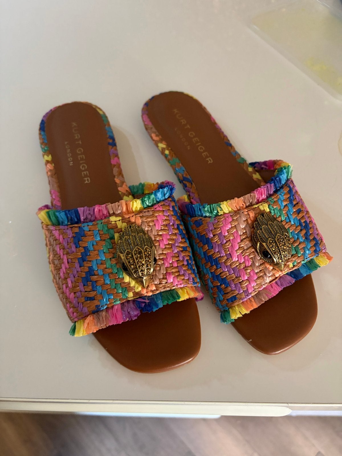 Kurt Geiger London regenboog slippers maat 38, Ophalen of Verzenden, Zo goed als nieuw, Overige kleuren, Slippers
