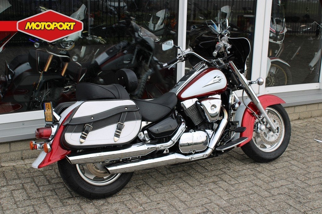 Suzuki VL 1500 intruder (bj 1999), Lange Dreef 12
4131 NH  VIANEN, Chopper, Bedrijf, Info-verkoop@nimag.nl